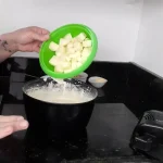 Torta de maçã verde com nozes